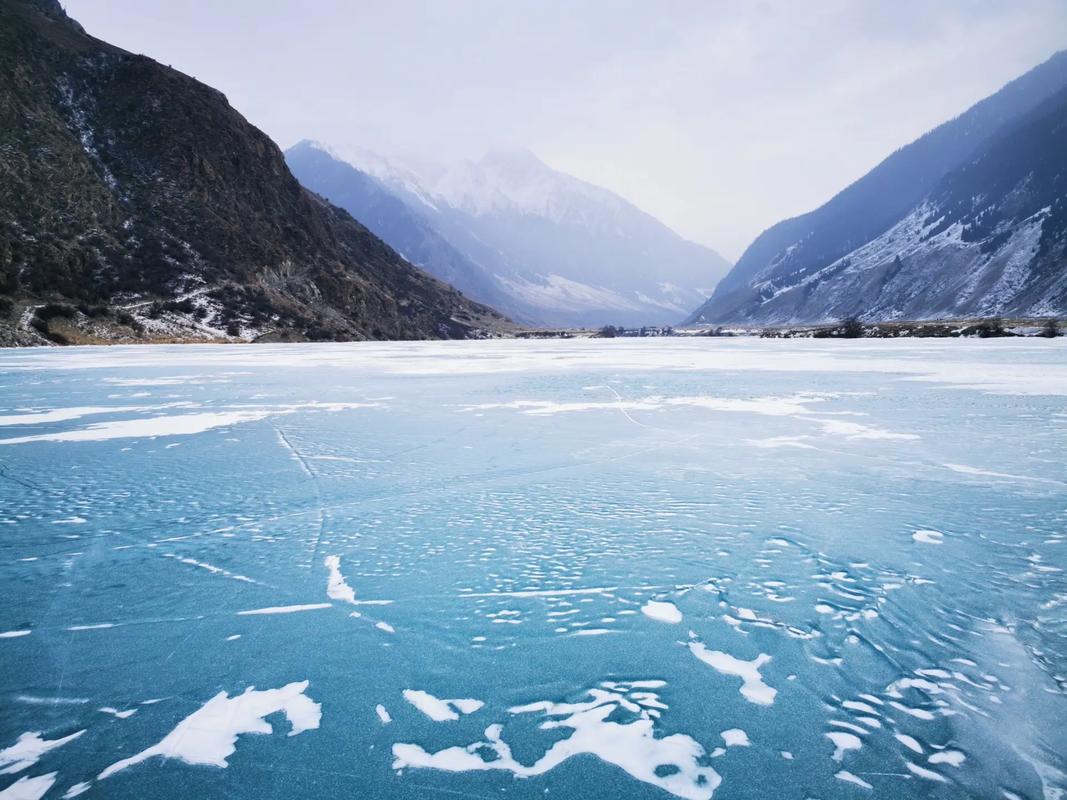 -7.5℃,东湖结冰了!