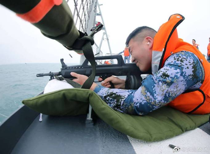 想看海军实战,点这里!东部战区海军东海训练燃爆海疆