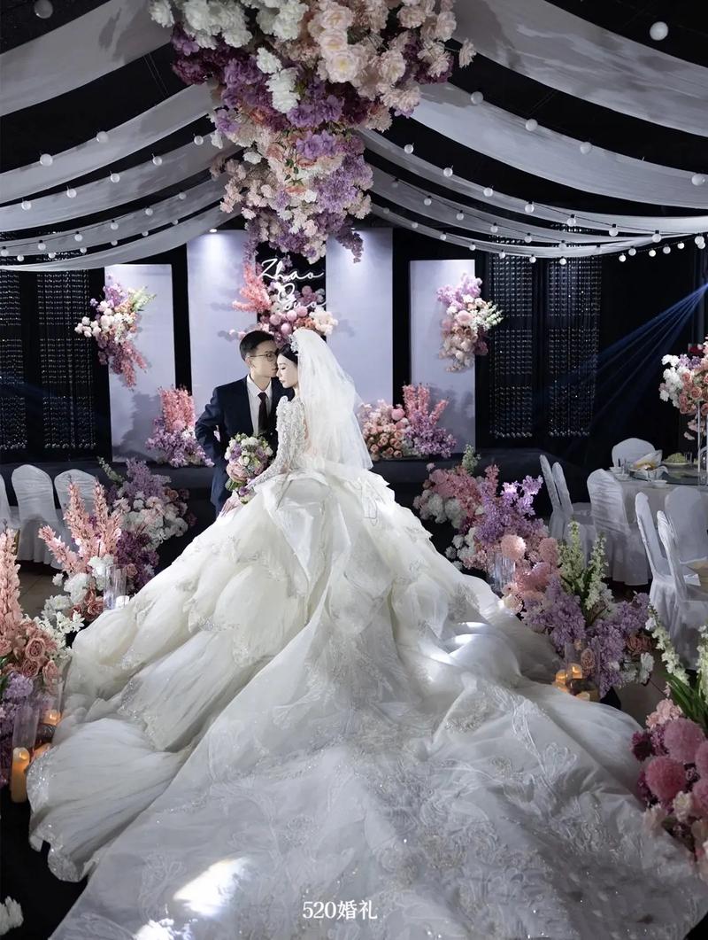长春新人“520”扎堆领证 简约婚礼渐成风尚