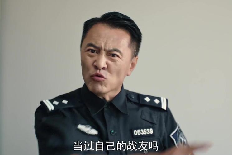 退役后却“原地到家”?警犬“龙卫”的新主人是老朋友!